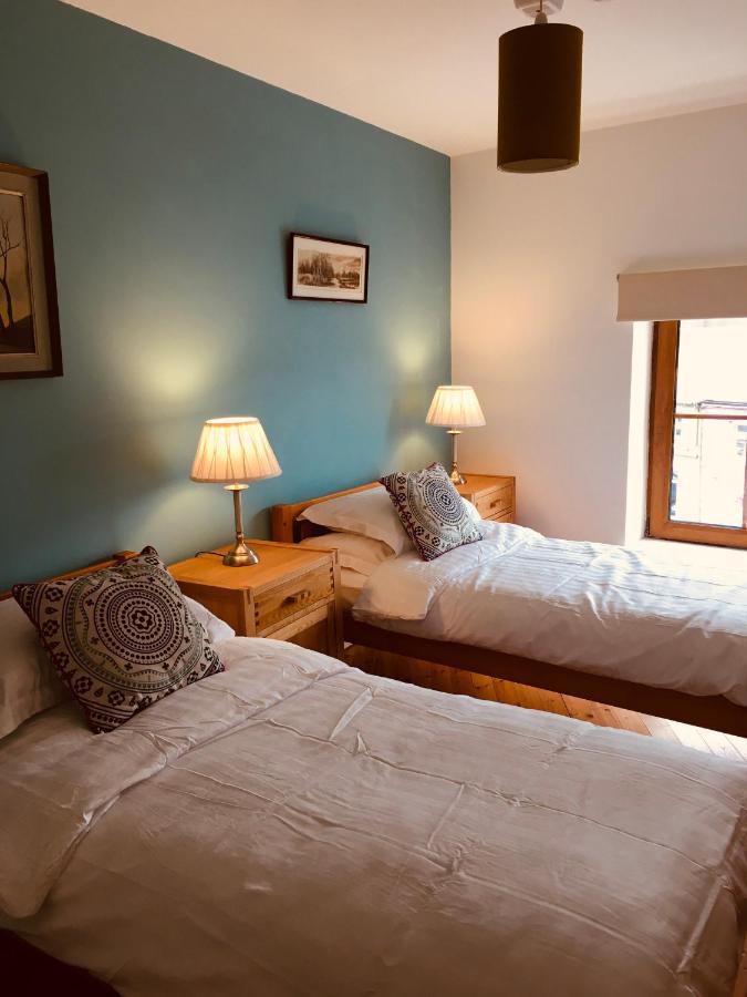 Apartment 8, Clifden Bay Apartments Екстериор снимка